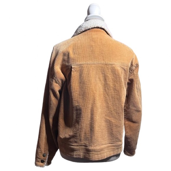 Faherty Tan Corduroy Jacket with Cream Sherpa Collar and Cuffs - Picture 9 of 9